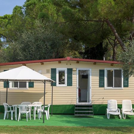 Camping Park Garda Лимоне-суль-Гарда Экстерьер фото